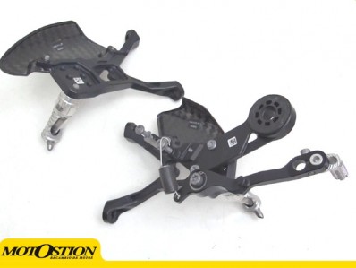 Estribera delantera izquierda Bmw S1000 RR 2021 - 2025