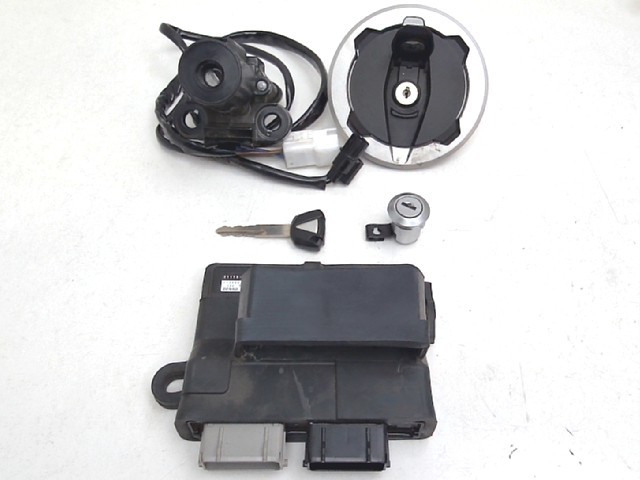Cerraduras codificadas con cdi Kawasaki Z900 2023 - 2024