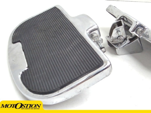 Tapa reposapies Yamaha drag 1100 2003-2007