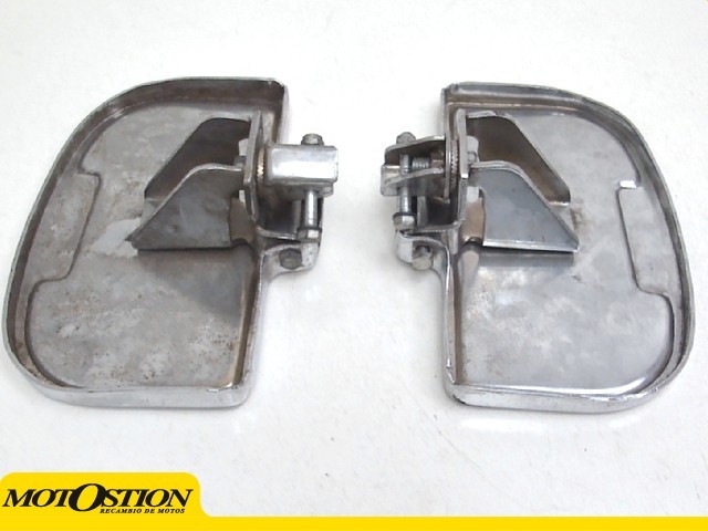 Tapa reposapies Yamaha drag 1100 2003-2007