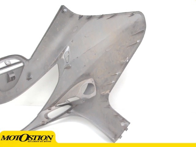 Carenado superior central KYMCO XCITING 500 2005-2007 Recambio Ocasion