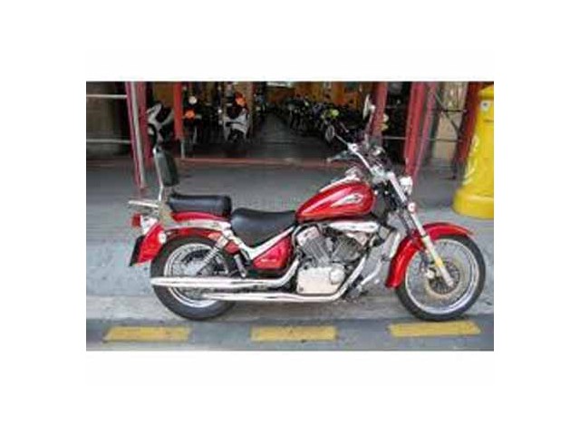 Porta zapatas trasero SUZUKI INTRUDER 125 2000-2002  repuestos de motos