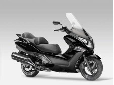 Embellecedor manillar superior HONDA SILVER WING 400 2009-2012  recambios para moto