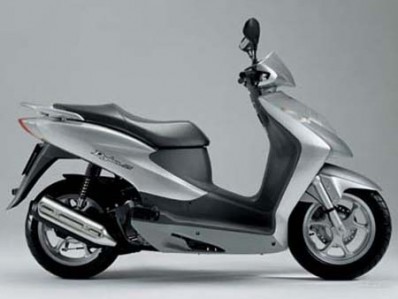 Embellecedor manillar trasero HONDA DYLAN 125 2002-2008  despiece de moto