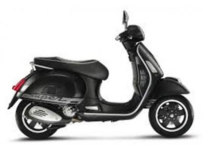 Escudo negro PIAGGIO GTS 300 2008-2014  desguace motos