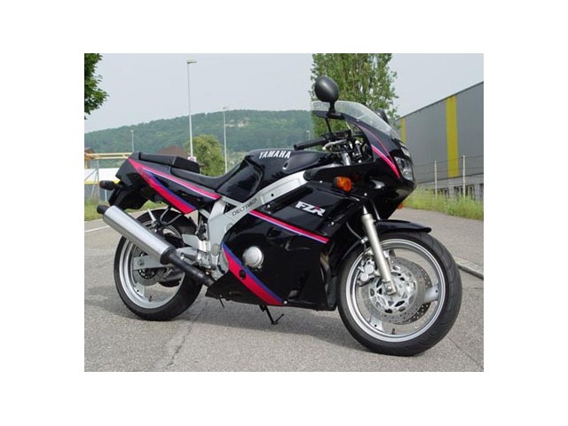 Aleta porta matricula YAMAHA FZR 600 1992-1995  repuestos de motos