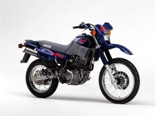 ESTRIBERA DELANTERA DERECHA Yamaha Xt e 600 1990-1994