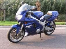 Pinza freno delantera izquierda YAMAHA FZR 600 1995-1999  desguace motos