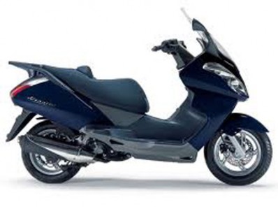 Goma suelo trasera derecha APRILIA ARRECIFE 125 2003-2004  desguace motos