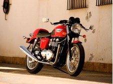 Embellecedor escape TRIUMPH THRUXTON 865 2008-2009  moto