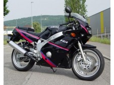 Tapa de piñon YAMAHA FZR 600 1992-1995  recambio moto