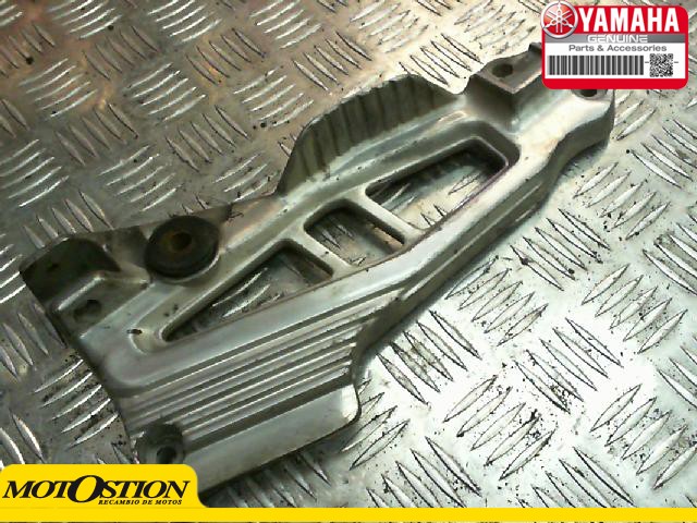 Soporte estriberas derecho YAMAHA XJ 600 1988-1990  desguace motos