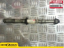 Eje rueda delantera YAMAHA TENERE 600 1983-1990  segunda mano