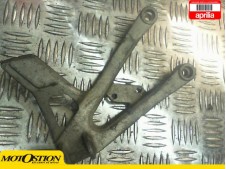 Soporte estribera trasera derecha APRILIA F1 125 1990-1993  segunda mano
