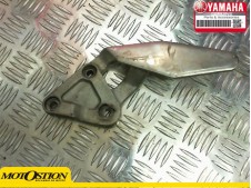 Soporte estribera delantero izquierdo YAMAHA FZR 1000 1992-1993  despiece de moto