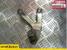 Soporte estribera trasera izquierda YAMAHA FZR 1000 1992-1993 Recambio Ocasion