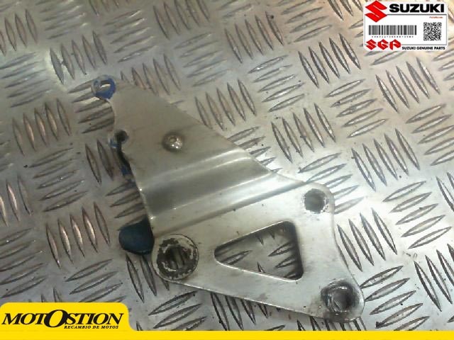 Soporte estribera delantero derecho SUZUKI GSX 1100 R 1100 1990-1991  recambio moto
