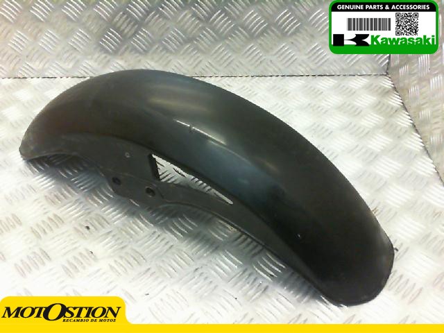 Aleta delantera negra KAWASAKI GPZ 400 1986-1989  despiece de moto