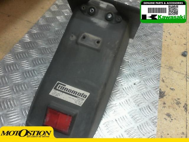 Aleta porta matricula KAWASAKI GPZ 900 1984-1998  segunda mano