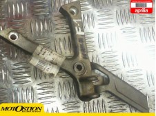 Soporte estribera delantero izquierdo APRILIA F1 125 1990-1993  desguace motos