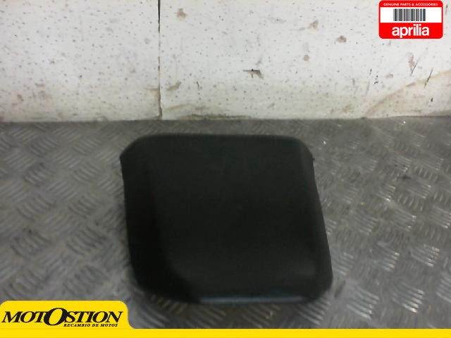 Asiento pasajero negro APRILIA A F1 125 1990-1993  despiece de moto