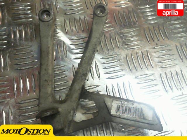 Soporte estribera trasera izquierda APRILIA F1 125 1990-1993  moto