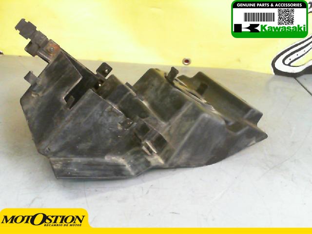 Aleta porta bateria KAWASAKI ZXR 750 1992-1993 Recambio Ocasion