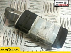 Estribera trasera derecha HONDA PAN EUROPEAN 1300 2002-2008  segunda mano
