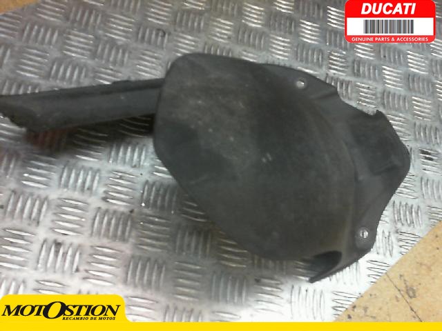 Aleta pase rueda inferior DUCATI MONSTER 696 2008-2011  recambios para moto