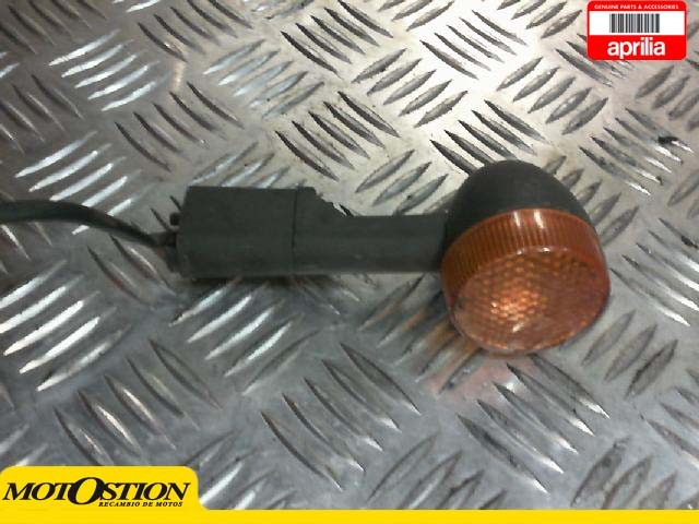 Intermitente trasero derecho APRILIA SCARABEO 65 1993-2008  segunda mano