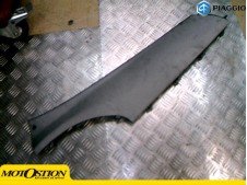 Embellecedor bajo cacha derecho PIAGGIO X9 125 EVO 125 2003-2007  motodesguace