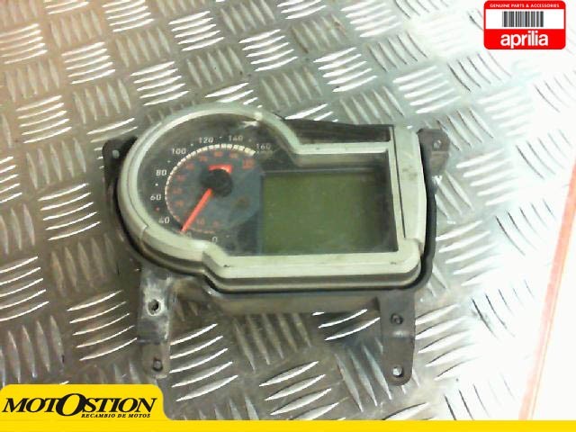 Relojes completos APRILIA SPORTCITY 125 2005-2008  desguace motos
