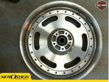 Rueda delantera HARLEY DAVIDSON FATBOB 1500 2007-2012 Recambio Ocasion