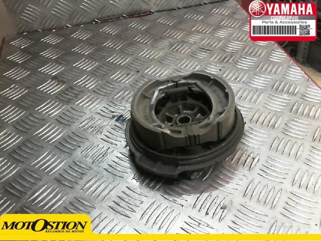 Porta zapatas trasero YAMAHA DT 80 1987-1992  recambios para moto