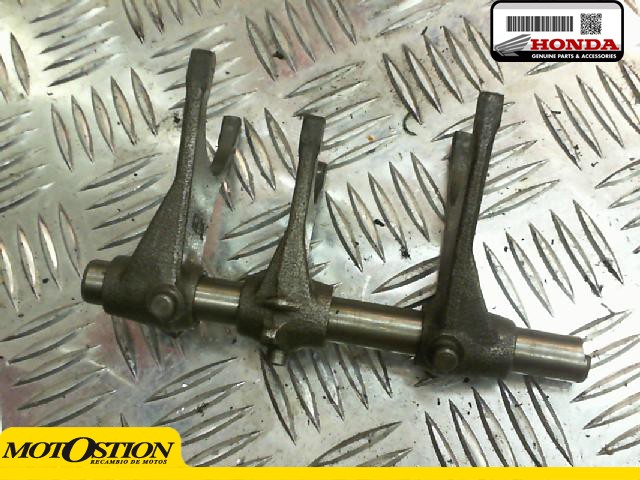 Horquilla cambio HONDA VFR 750 1994-1997  segunda mano