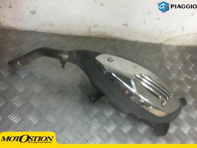 Escape completo PIAGGIO GTV 250 2006-2009  segunda mano