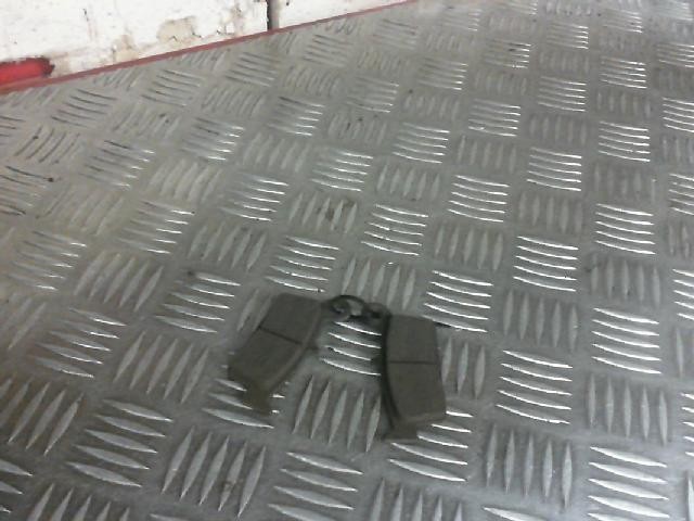 Pastillas de freno delanteras usadas DAELIM BESBI 125 2008-2012  motodesguace