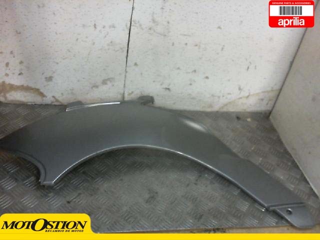 Cacha trasera izquierda APRILIA SCARABEO 500 2003-2006  recambio moto