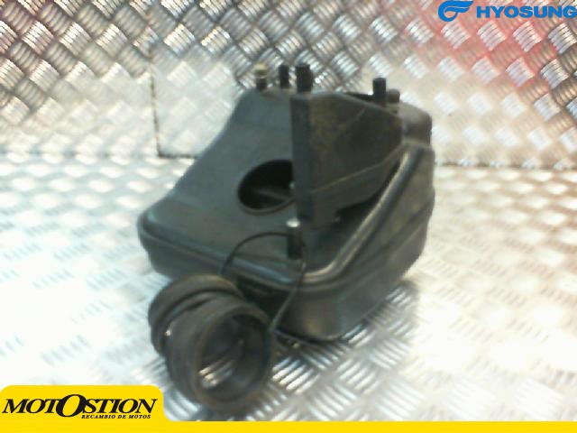 Caja filtro aire HYOSUNG GT 650 R 650 2006-2008  segunda mano