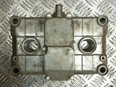 Tapa balancines trasera HONDA VFR 750 1990-1993  segunda mano