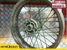 Rueda trasera YAMAHA XT 125 2006-2013  segunda mano