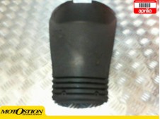 Embellecedor bajo asiento APRILIA SPORTCITY 125 2005-2008  segunda mano