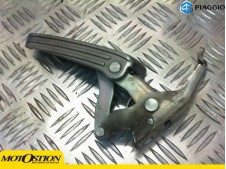 Estribera trasera izquierda PIAGGIO GTS 300 2008-2014 Recambio Ocasion