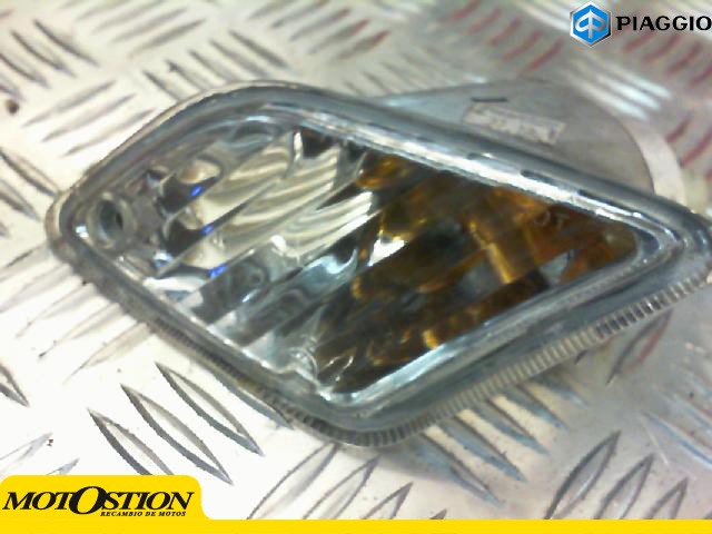 Intermitente trasero derecho PIAGGIO GTS 300 2008-2014  desguace motos