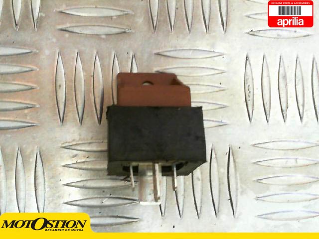 Rele arranque APRILIA SPORTCITY CUBE 125 2008-2010  moto