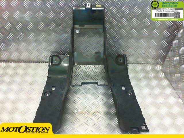 Suelo central verde PIAGGIO HEXAGON 180 1998-1999  repuestos de motos