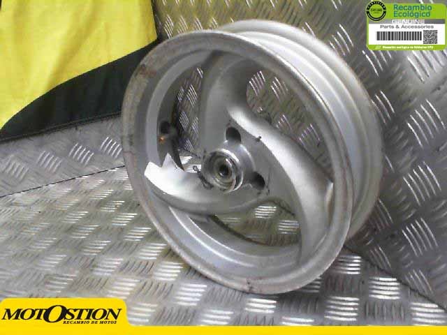 Rueda delantera 10 AIYUMO CLASSIC 125 2007-2011  moto