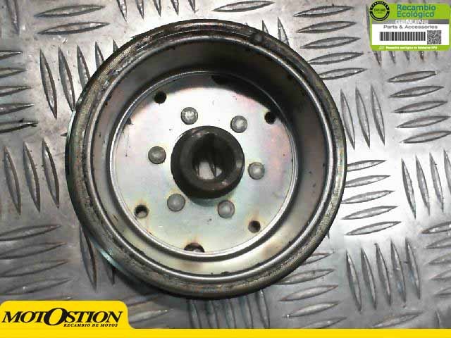 Volante magnetico AIYUMO CLASSIC 125 2007-2011  segunda mano