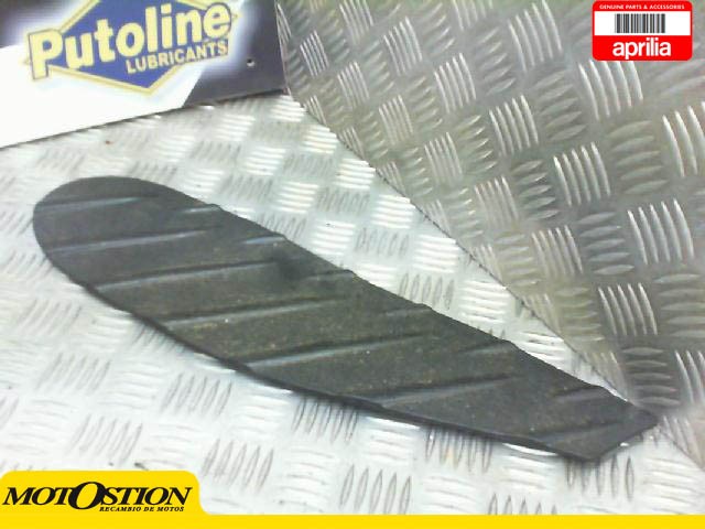 Pie derecho goma APRILIA SR H2O 50 1993-2008  motodesguace