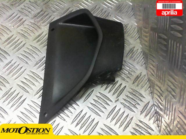 Aireador derecho negro APRILIA SR DITECH 50 1996-2008  segunda mano